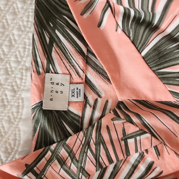 Palm and peach top adjust straps smocked backing for perfect fit - Picture 2 of 5